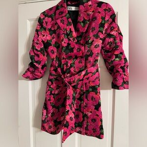 ❌SOLD❌ Zara Pink Floral Belted Blazer Dress